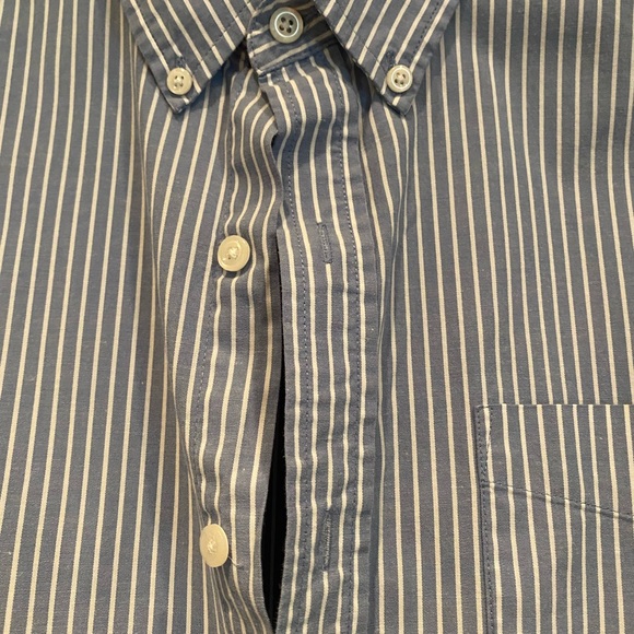 Men’s casual striped button down shirt size medium. - Picture 2 of 4